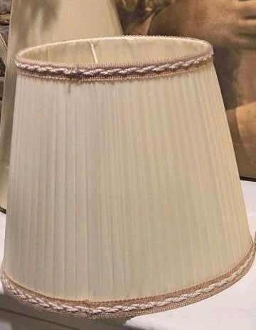 1 Beige Crème Vintage Plissekap plisse plooi kap kapje, Crème, Gebruikt, Ophalen of Verzenden, Minder dan 25 cm