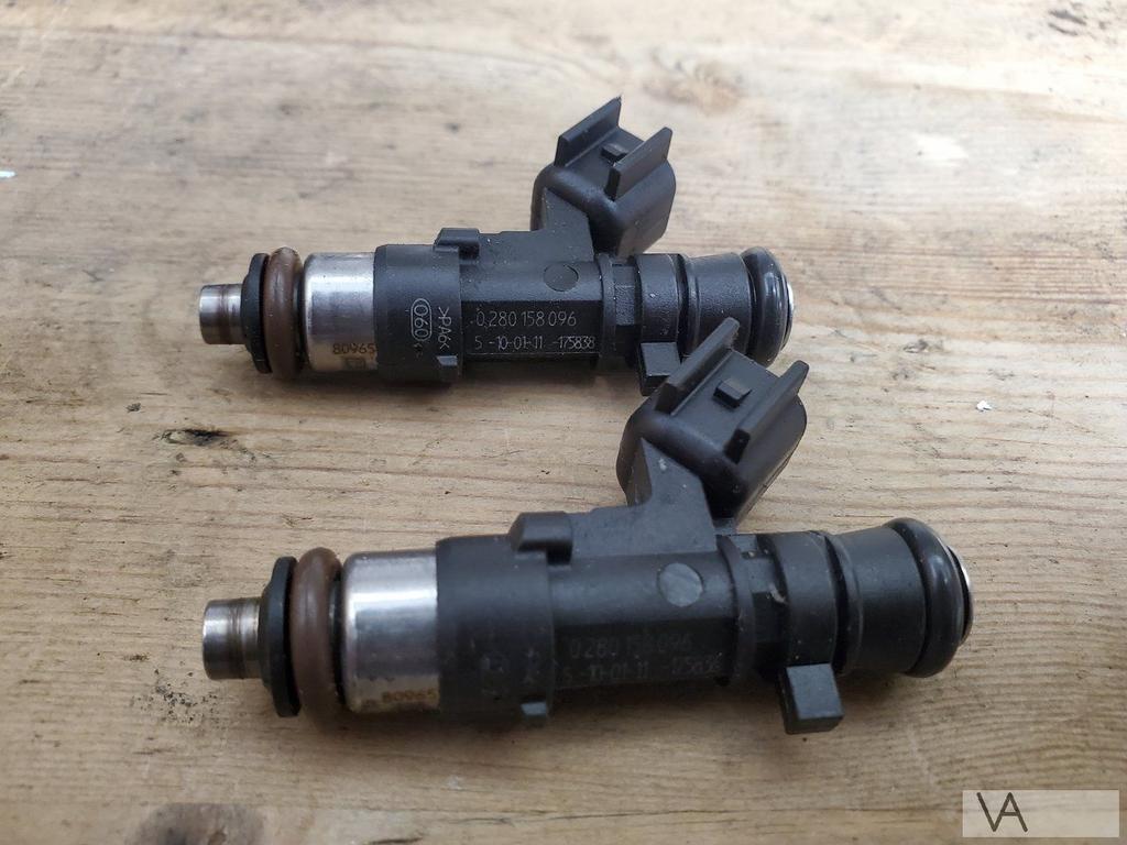 Volvo S40 V50 C70 / Ford Focus ST 2.5 benzine injector €20st, Ophalen of Verzenden, Gebruikt, Volvo