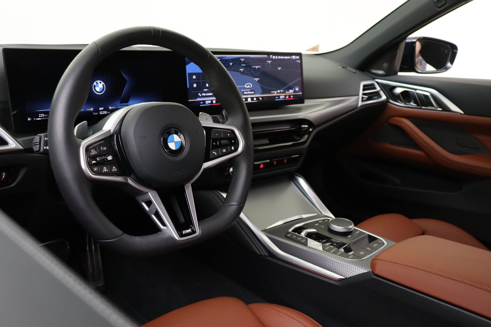 BMW 4 Serie Cabrio 430i xDrive M Sport Automaat / Comfort Ac, Auto's, Bedrijf, Vierwielaandrijving, 1740 kg, 750 kg
