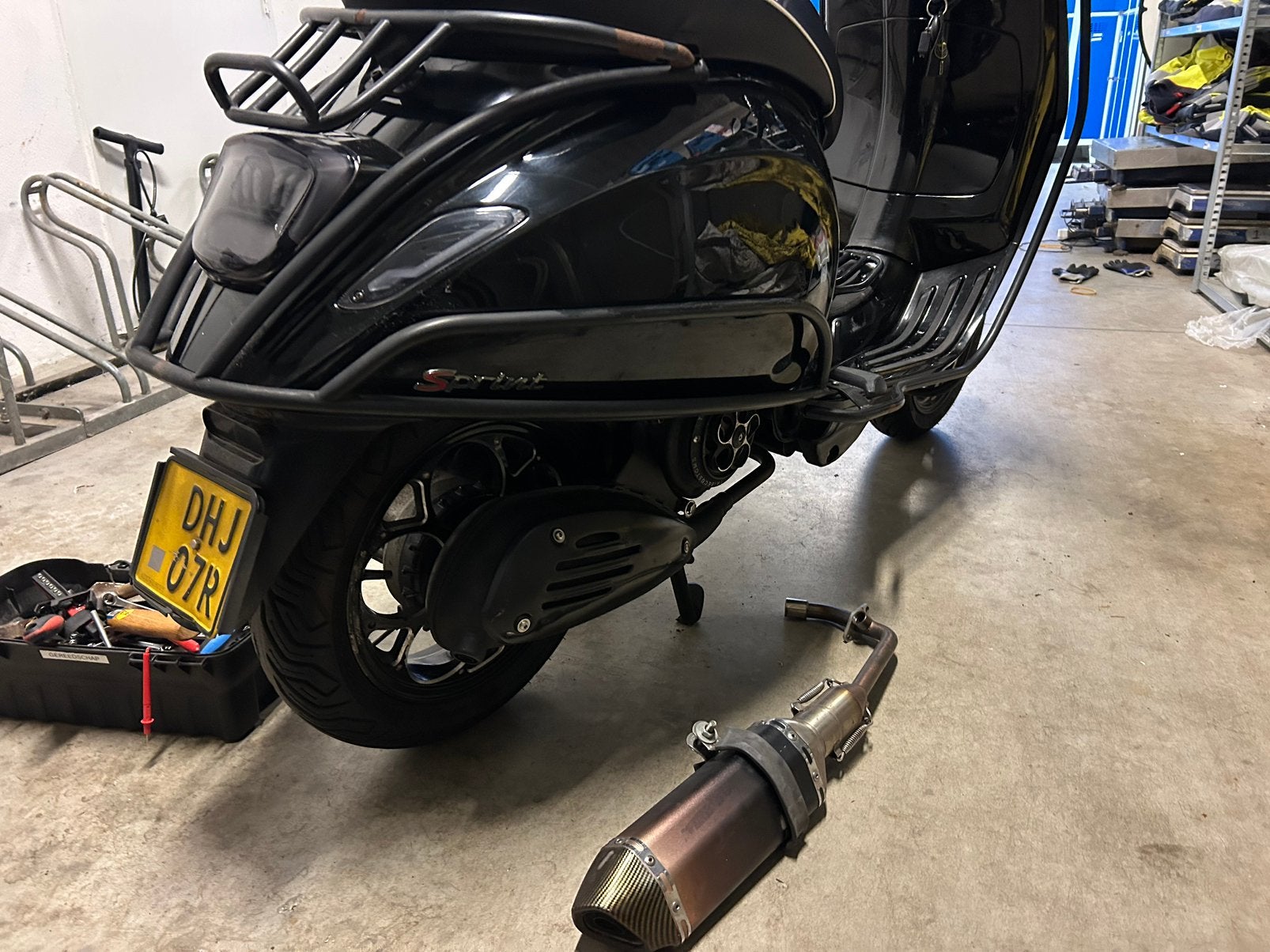 Sport exhaust Vespa Sprint, Motoren, Ophalen of Verzenden