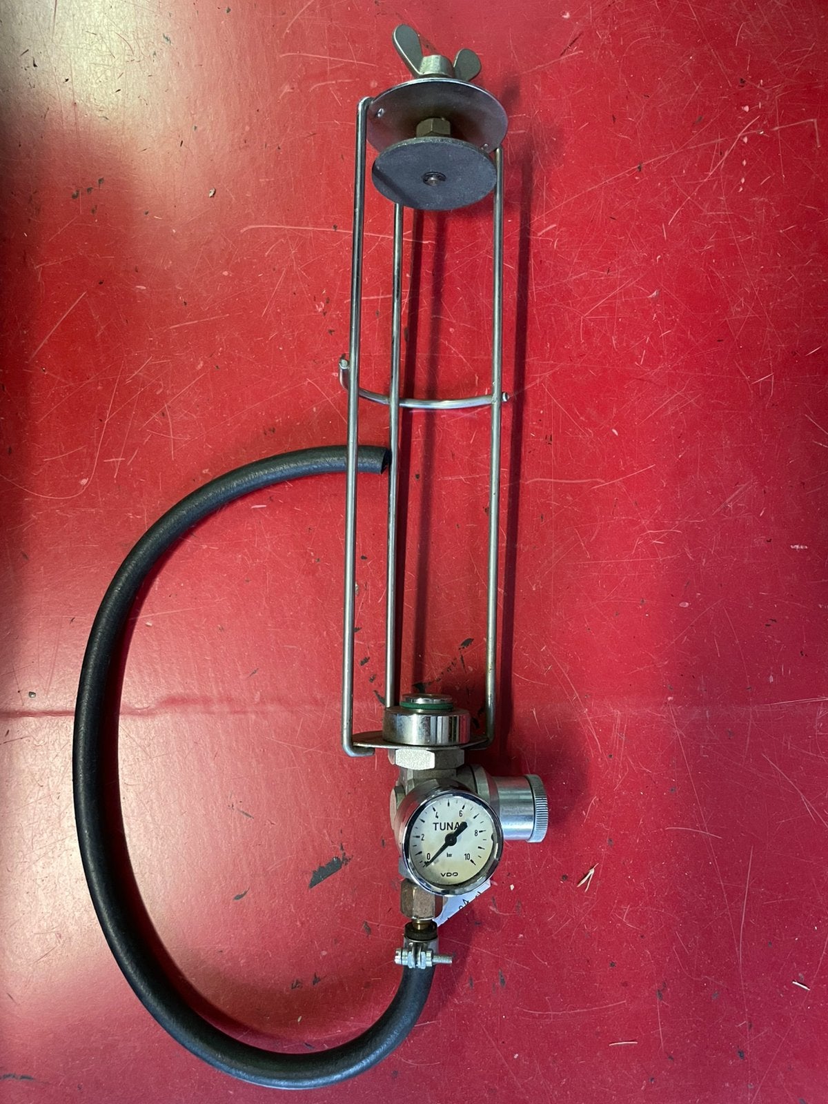 een analoge drukdemper of manometer (merk VDO/Tunap), Ophalen of Verzenden, Zo goed als nieuw