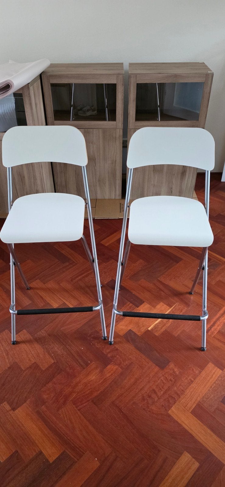 Set van 2 barkrukken, Ophalen, Met voetsteun, 60 tot 90 cm, Zo goed als nieuw