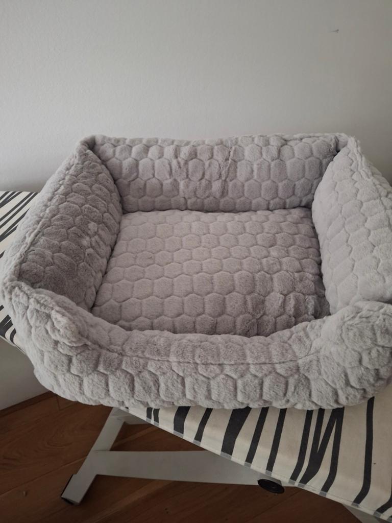 Gloednieuw kattenmandje, Dieren en Toebehoren, Ophalen, Nieuw, Pluche