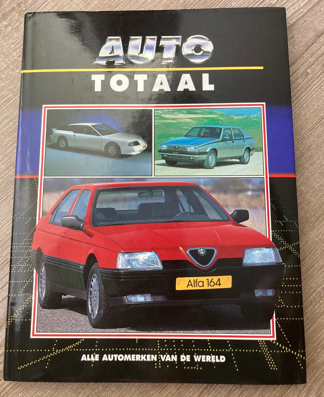Auto Totaal - Alfa Romeo, Boeken, Auto's | Boeken, Ophalen of Verzenden, Alfa Romeo