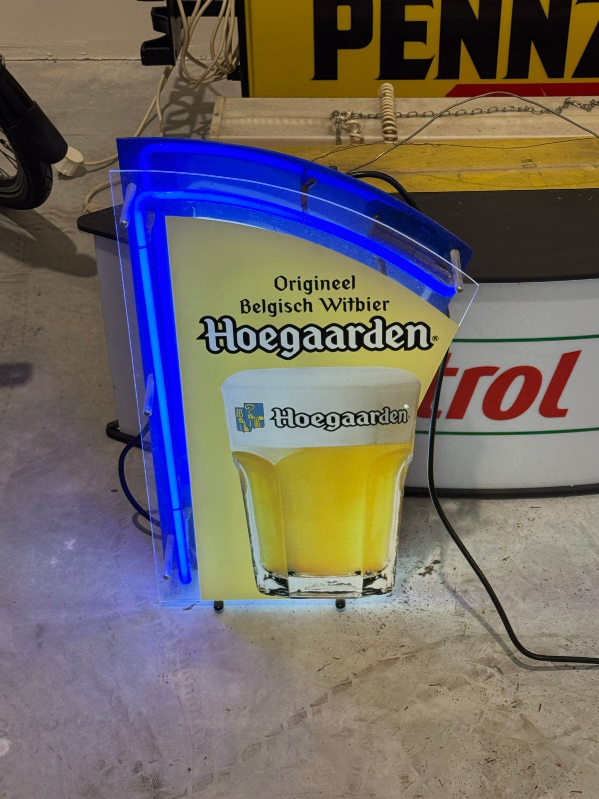 Hoegaarden Neon Reclamebord - Origineel Belgisch Witbier, Ophalen of Verzenden, Gebruikt, Lichtbak of (neon) lamp
