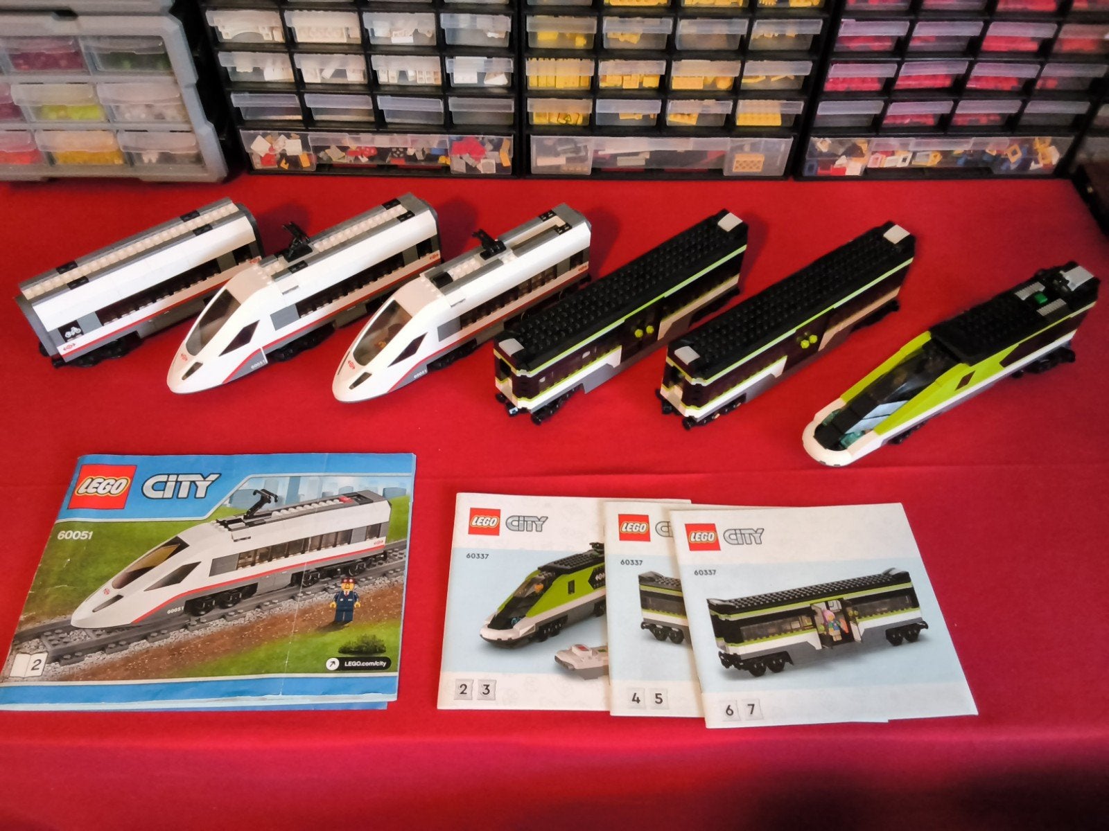 LEGO TREIN 60051 EN 60337 LOCOMOTIEVEN EN WAGONS, City, Lego, Ophalen of Verzenden, Zo goed als nieuw
