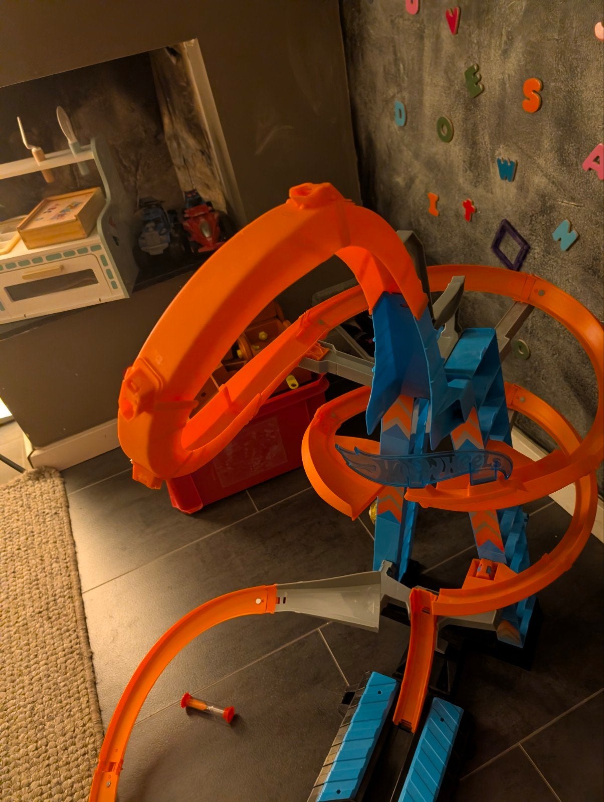 Hot Wheels Racebaan met Looping en Lanceerder, Ophalen, Hot Wheels, Met looping, Elektrisch