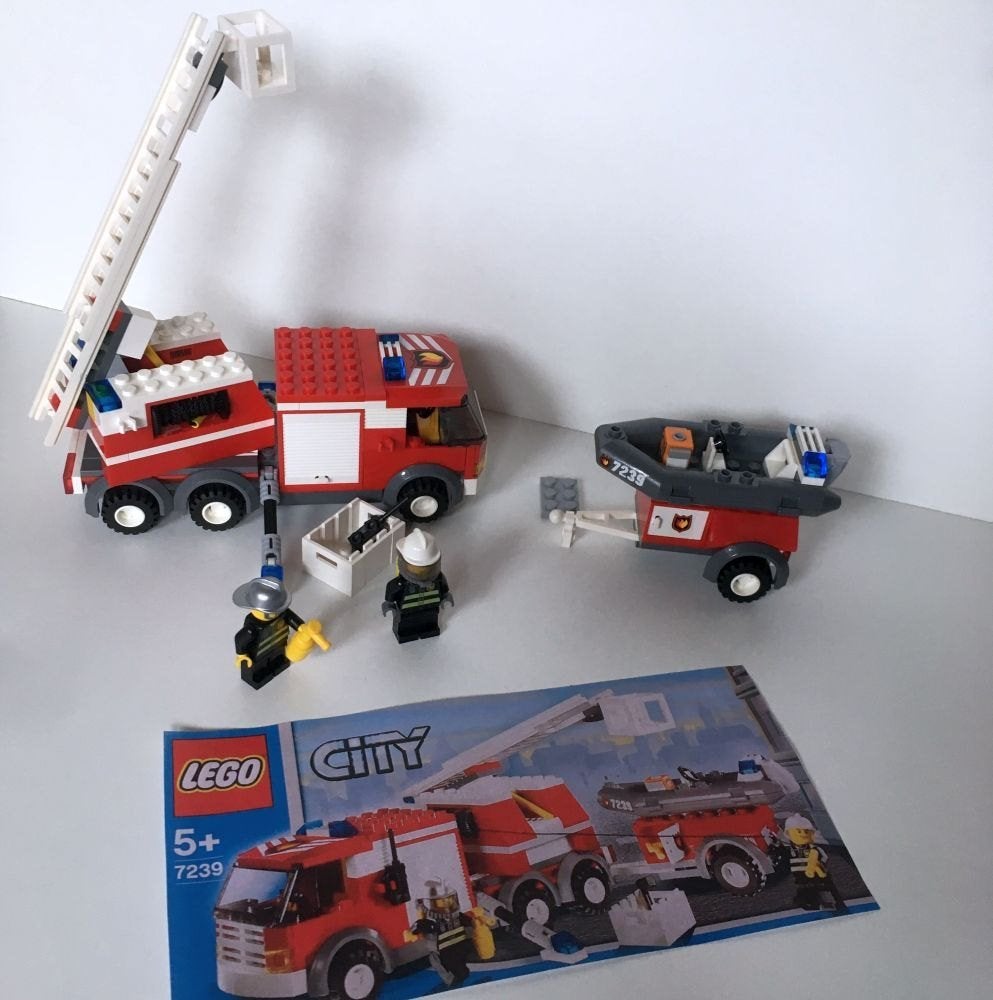 Lego City - Brandweerwagen - 7239, Kinderen en Baby's, Speelgoed | Duplo en Lego, Lego, Ophalen of Verzenden, Complete set, Compleet