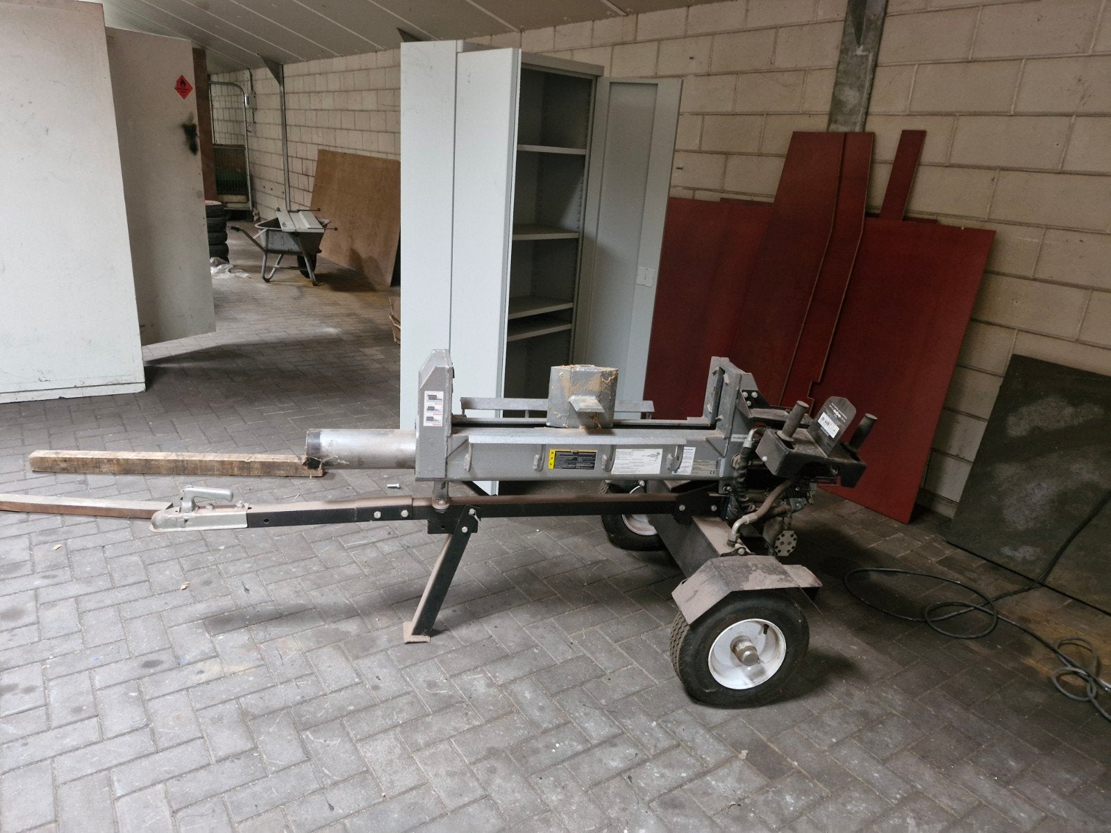Robuuste houtklover op benzine - Kohler motor, Tuin en Terras, Kloofmachines, Ophalen, Benzine, Gebruikt, Liggend