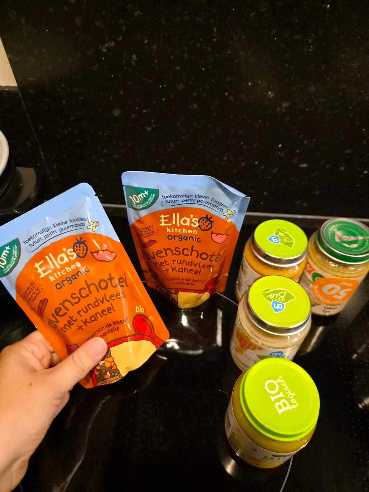 GRATIS: 23 babyvoeding potjes/zakjes diverse merken, leeftij, Ophalen, Nieuw, Overige typen