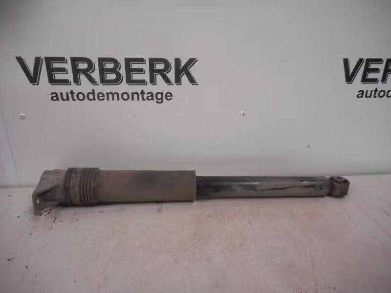 SCHOKBREKER RECHTS ACHTER Opel Astra K (39039583), Bahnhofsplatz 65423 Rüsselsheim am Main, DE, Gebruikt, Opel, Opel Automobile GmbH