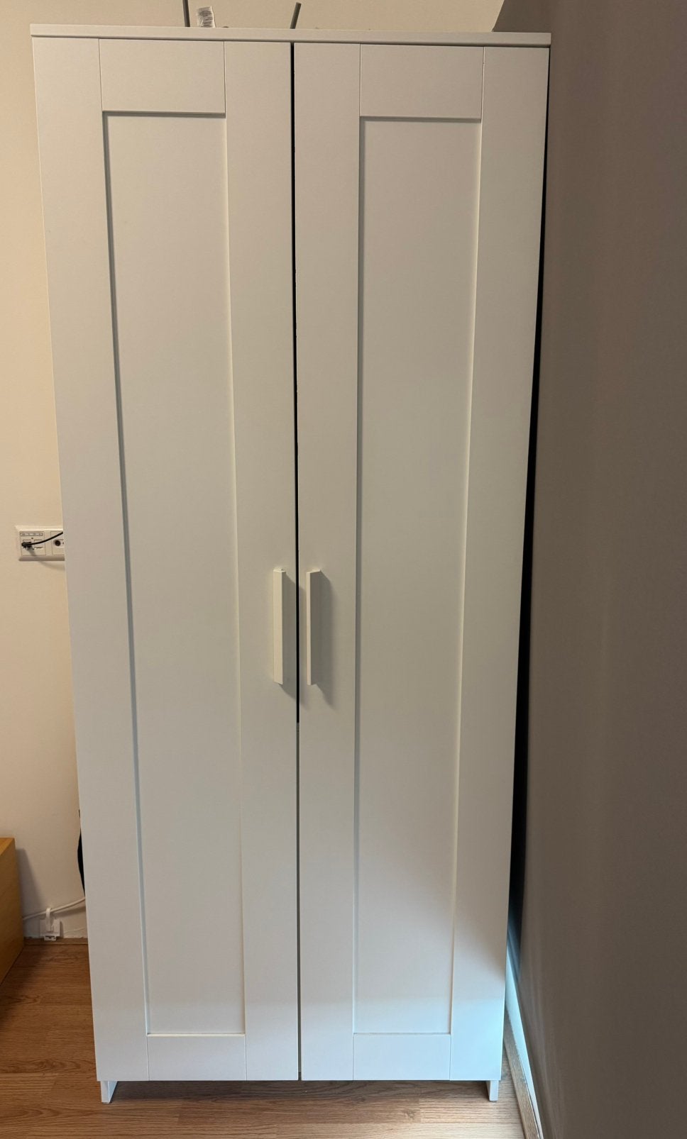 IKEA BRIMNES - Kledingkast - Wit (MOET ZSM WEG), Huis en Inrichting, Ophalen, 100 tot 150 cm, Zo goed als nieuw, 150 tot 200 cm