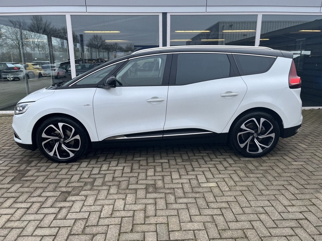 Renault Grand Scénic 1.2 TCe Bose Leer / Cruise / Stoelverw, Gebruikt, Euro 6, 4 cilinders, 1850 kg