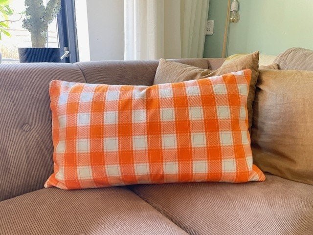 Oranje wit blauw geruit kussen retro vintage handgemaakt, Overige merken, Handgemaakt, Oranje, Ophalen of Verzenden