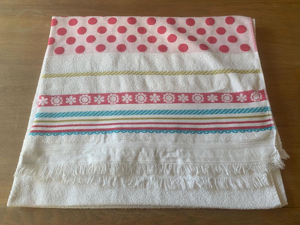 Badlaken, strandlaken 2X (100x170cm.), Ophalen of Verzenden, Zo goed als nieuw, Wit, Handdoek