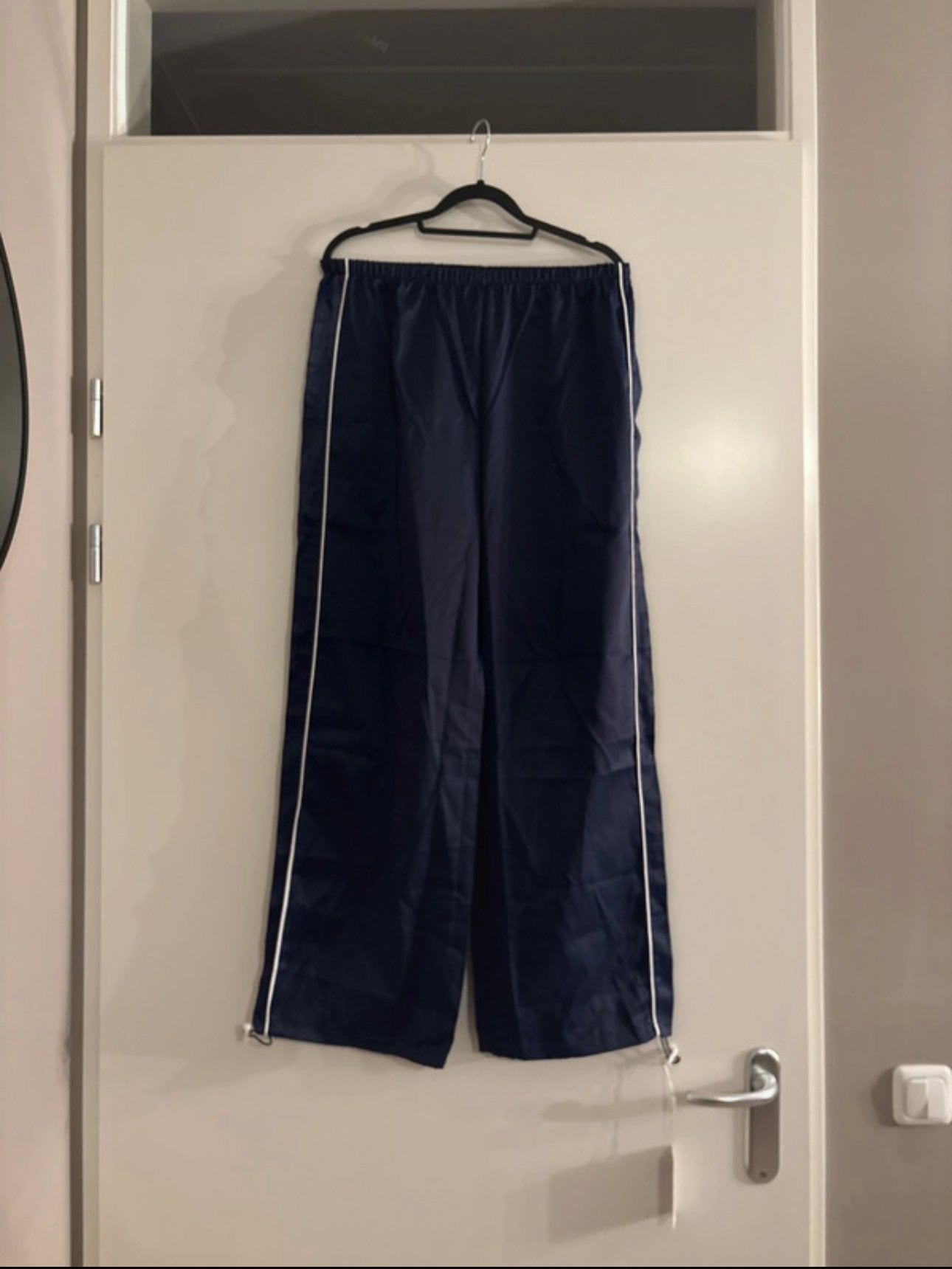 2x Donkerblauwe Travelbroek / Lichtgewicht Broek – Maat S&L, Kleding | Dames, Blauw, Nieuw, Ophalen of Verzenden, Maat 36 (S)