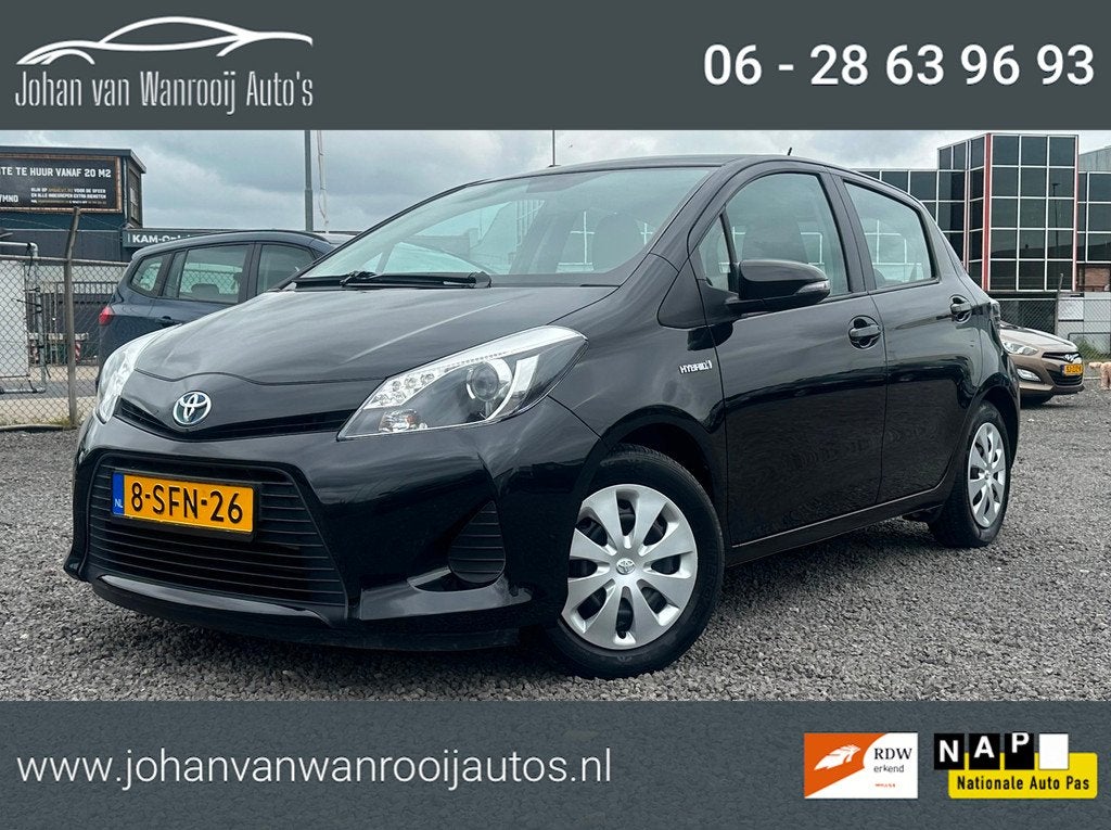 Toyota Yaris 1.5 Full Hybrid Aspiration/NAVI/CAMERA/NW APK, Auto's, Euro 5, Gebruikt, Zwart, 4 cilinders