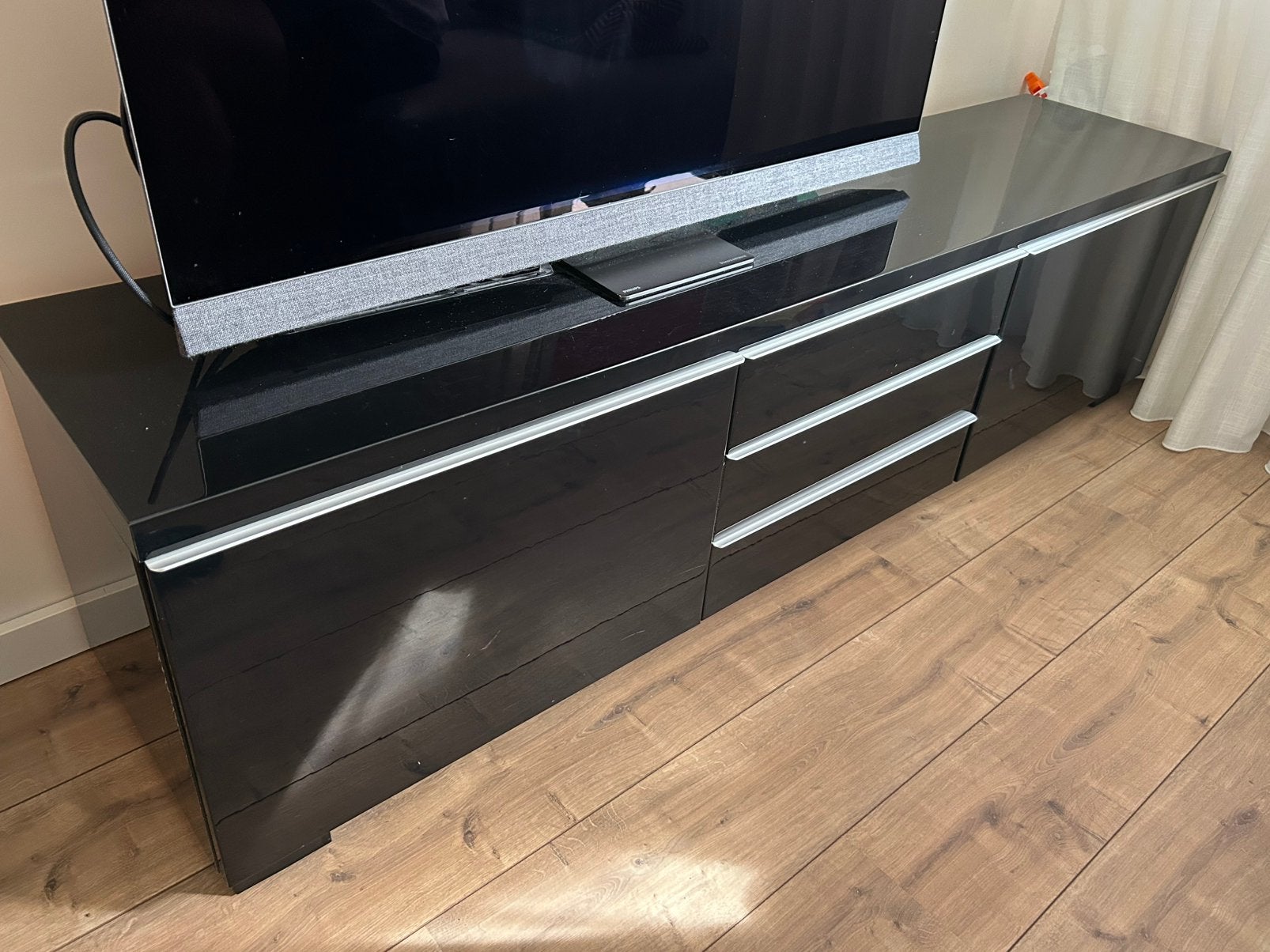 Tv meubel hoogglans zwart ikea, Ophalen, Gebruikt, 150 tot 200 cm, Minder dan 100 cm