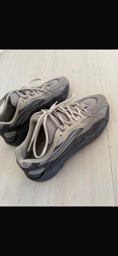 Adidas Yeezy Boost 700 Tephra (44), Kleding | Heren, Schoenen, Ophalen, Nieuw