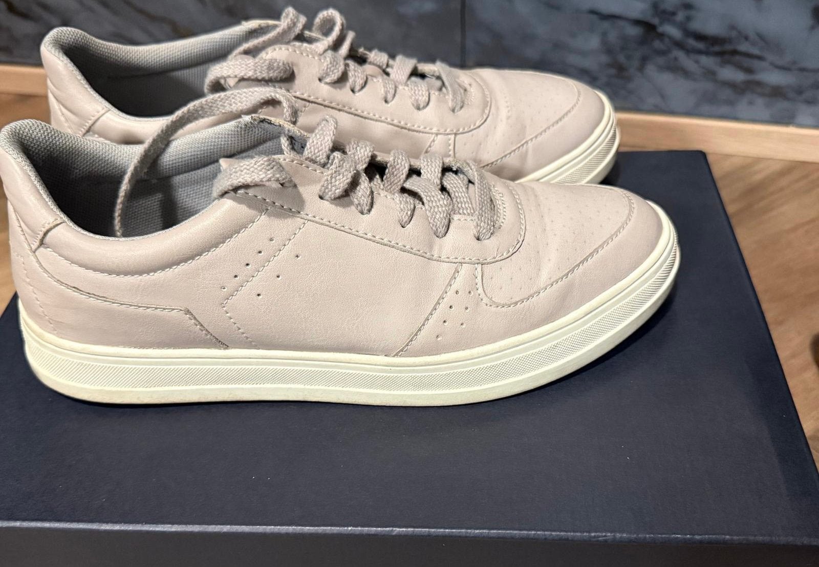 Esprit sneakers maat 38, zgan, Kleding | Dames, Schoenen, Ophalen of Verzenden, Zo goed als nieuw, Grijs, Sneakers of Gympen