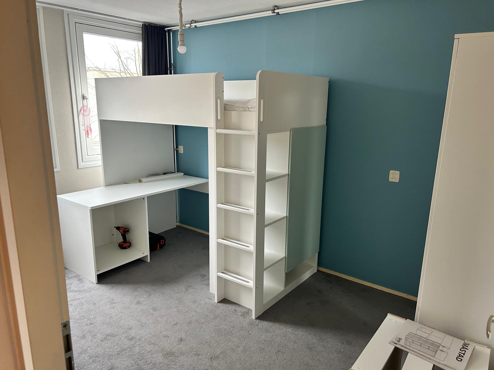 Hoogslaper met bureau en kast SMASTAD IKEA, Ophalen, Zo goed als nieuw, Hoogslaper