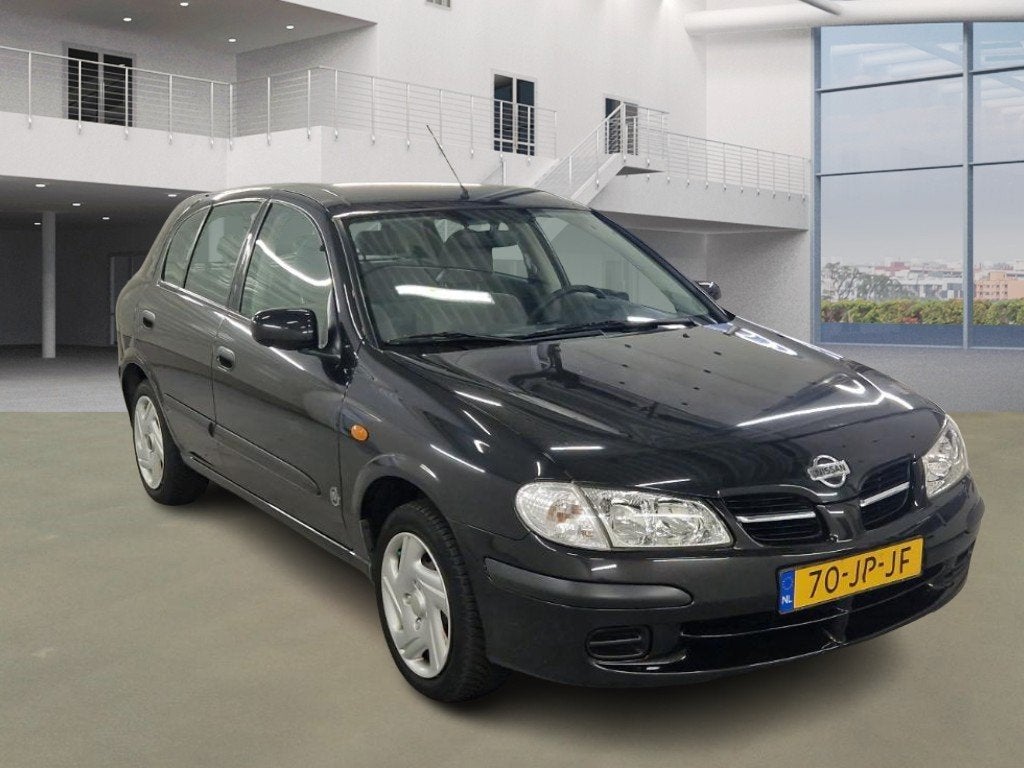 Nissan Almera 1.5 Comfort, Auto's, Nissan, 15 km/l, 4 cilinders, Zwart, Origineel Nederlands