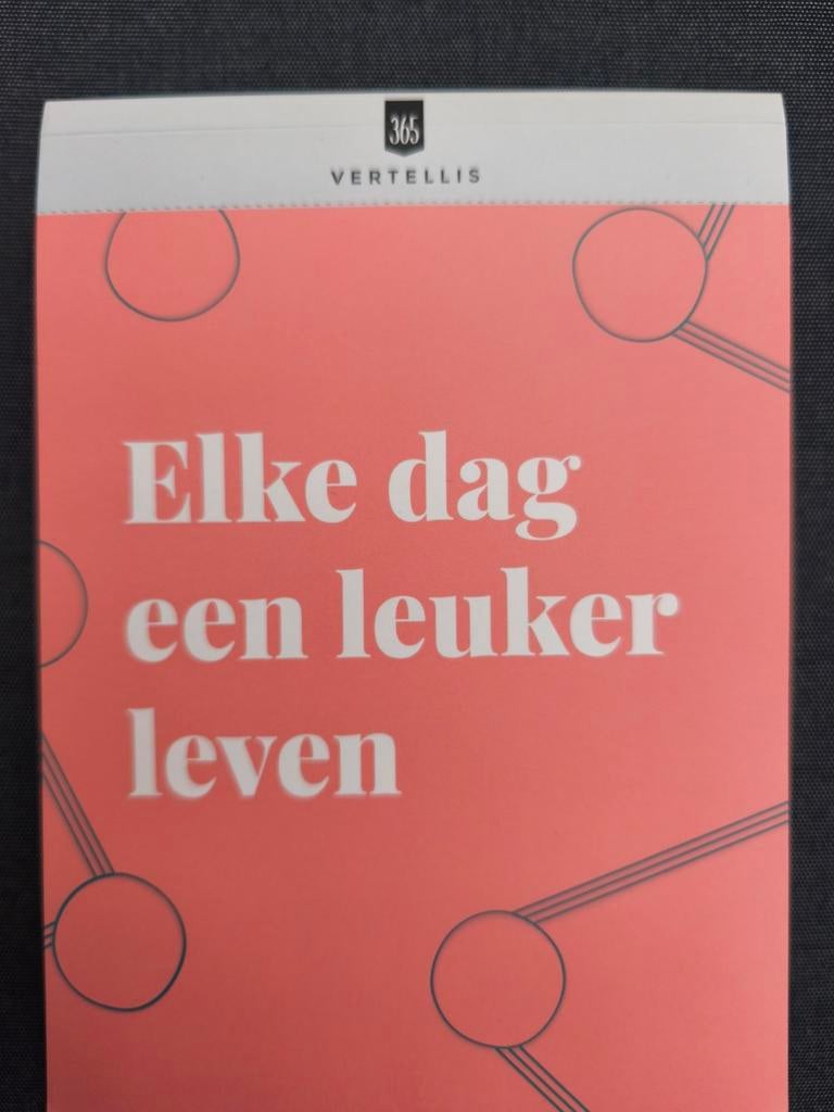Vertellis Daily Scheurkalender 2 - Jouw Leukste Jaar Ooit!, Ophalen of Verzenden, Zo goed als nieuw