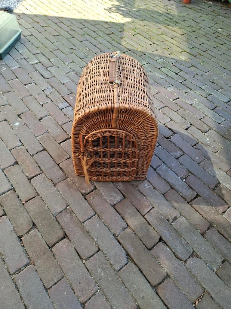GRATIS: rieten katten-vervoermandje, Ophalen, Gebruikt