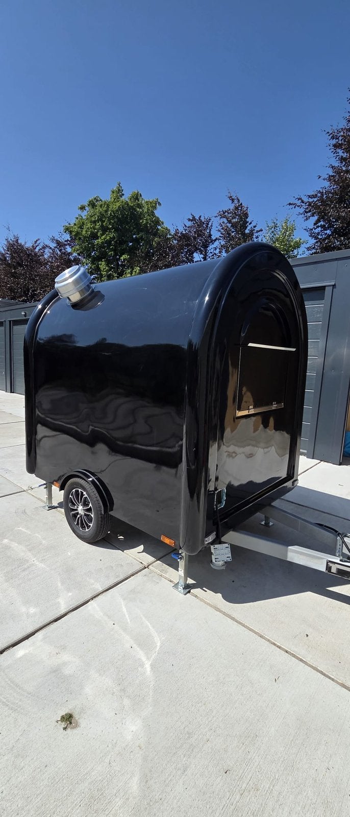 Foto 9 van Foodtruck / Verkoopwagen/ Snackwagen (instapklaar zgan)