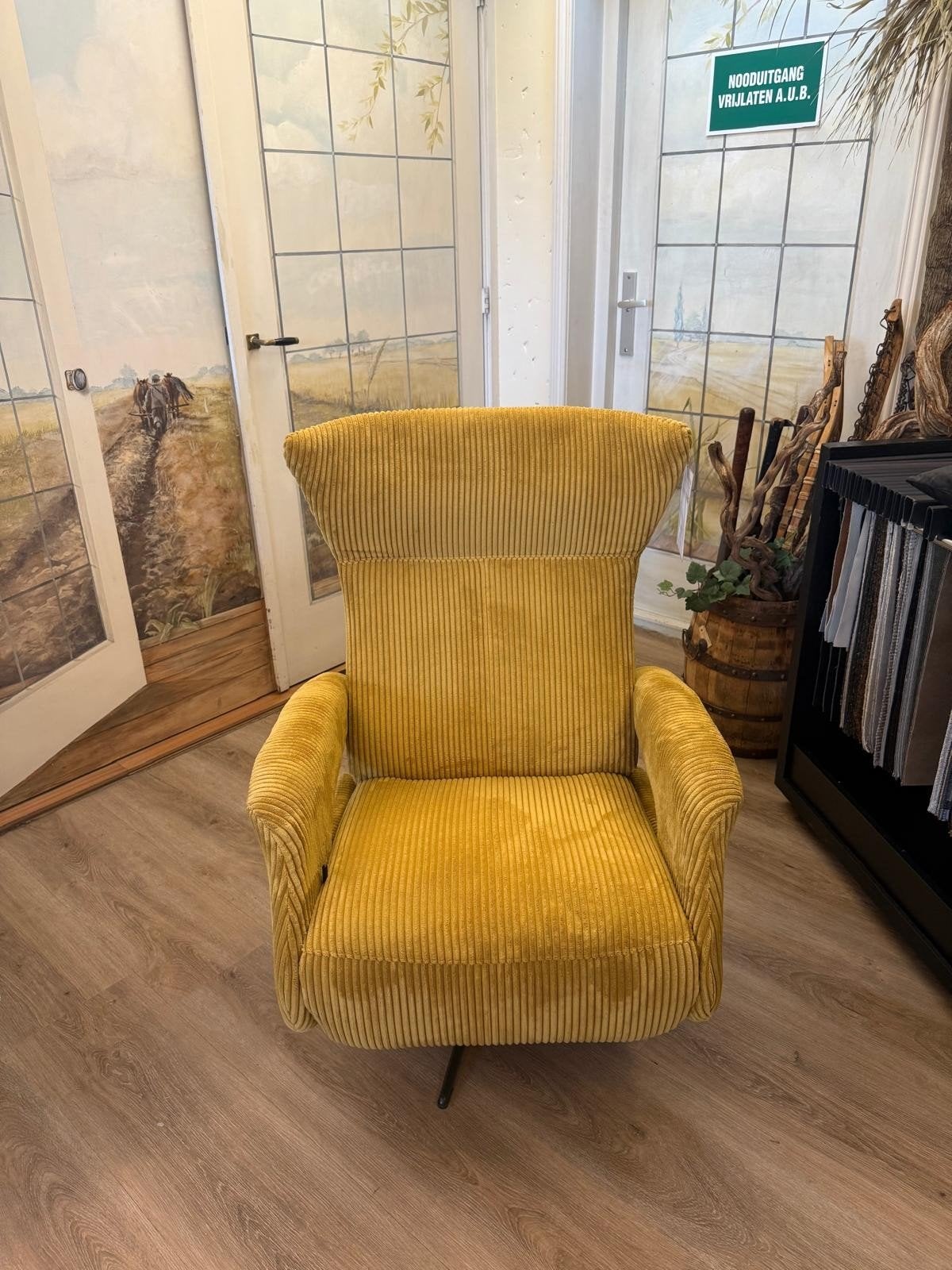 Relaxfauteuil Suus, Manueel, gestoffeerd in een ribstof, Huis en Inrichting, Fauteuils, Ophalen, 100 tot 125 cm, Nieuw, Landelijk