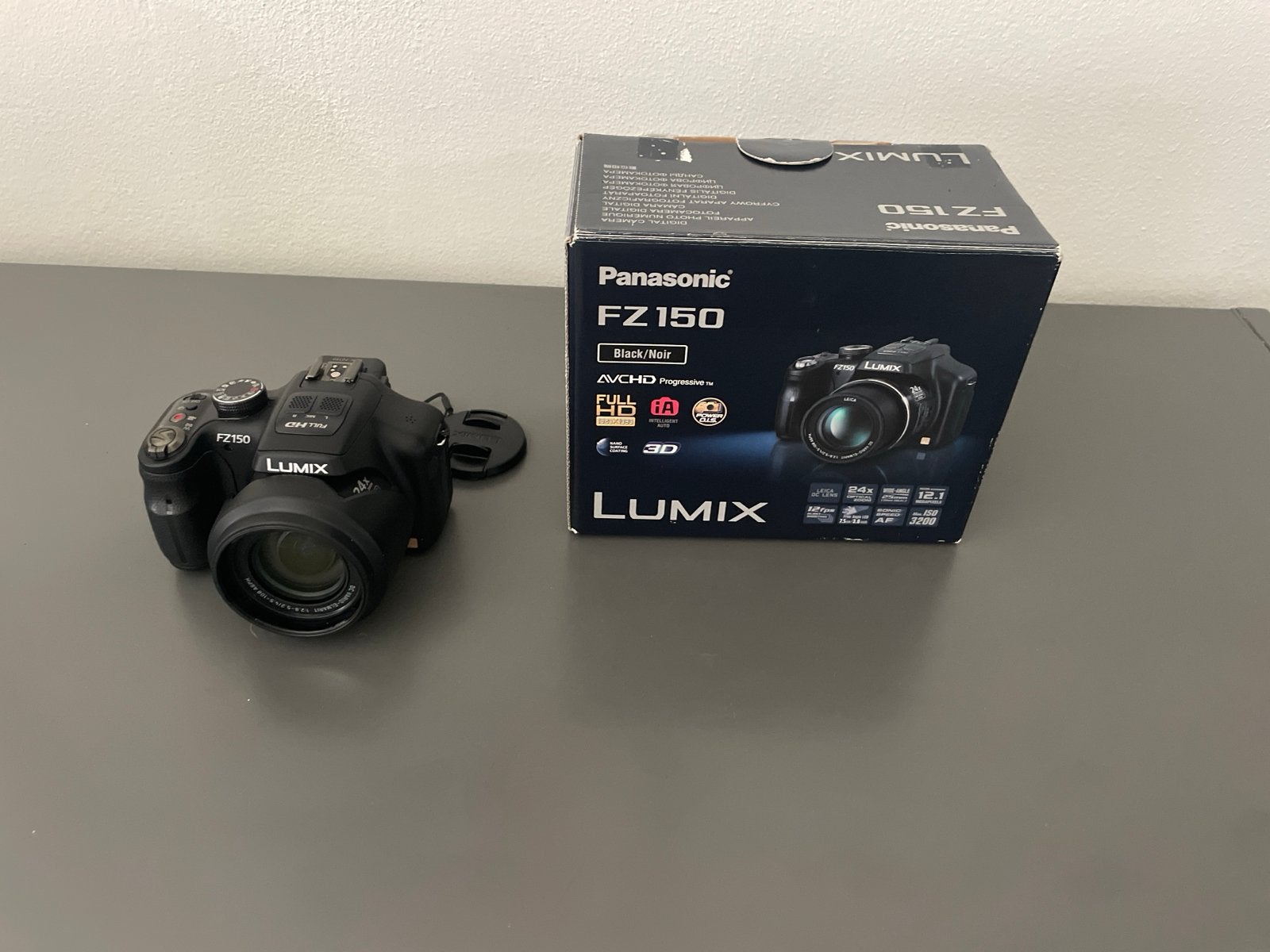 Panasonic Lumix DMC-FZ150 Bridgecamera met accessoires, Panasonic, Verzenden, Beeldstabilisatie, Lensdop