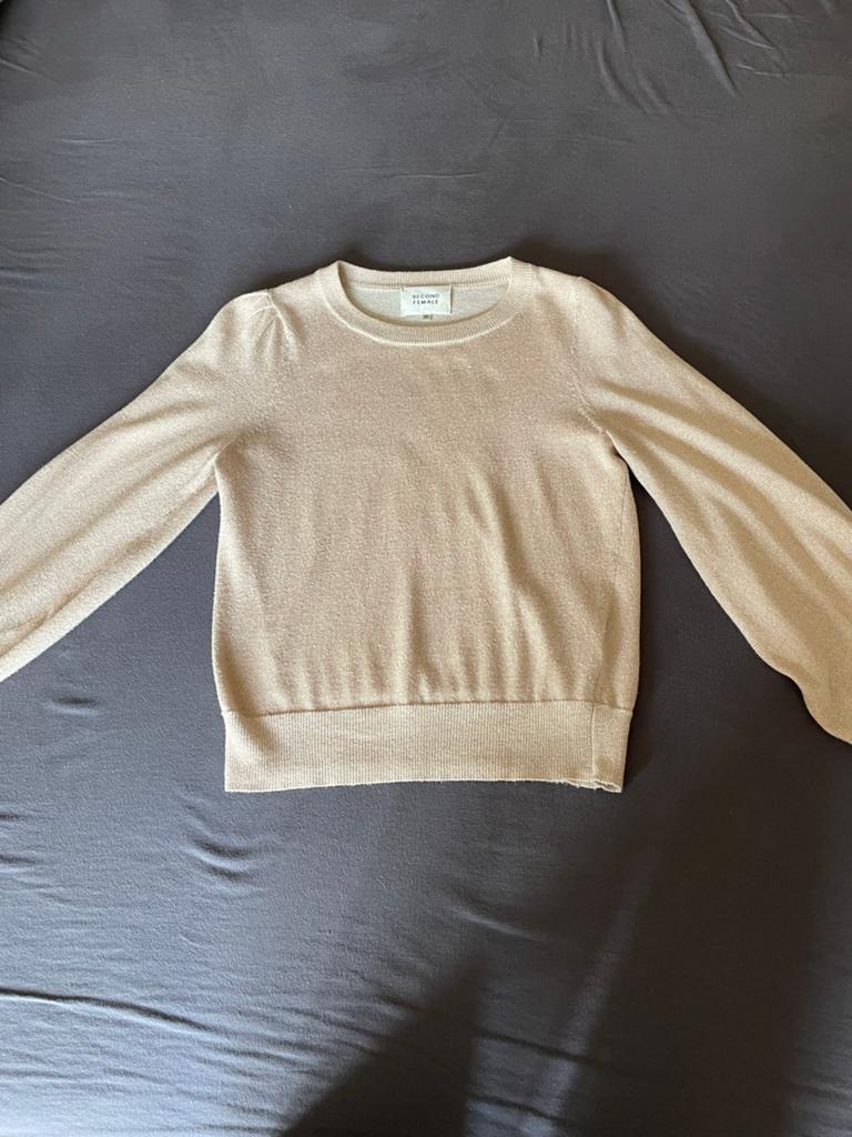 Second Female truitje XS met pofmouw en goud glittertje, Ophalen of Verzenden, Zo goed als nieuw, Maat 34 (XS) of kleiner, Overige kleuren