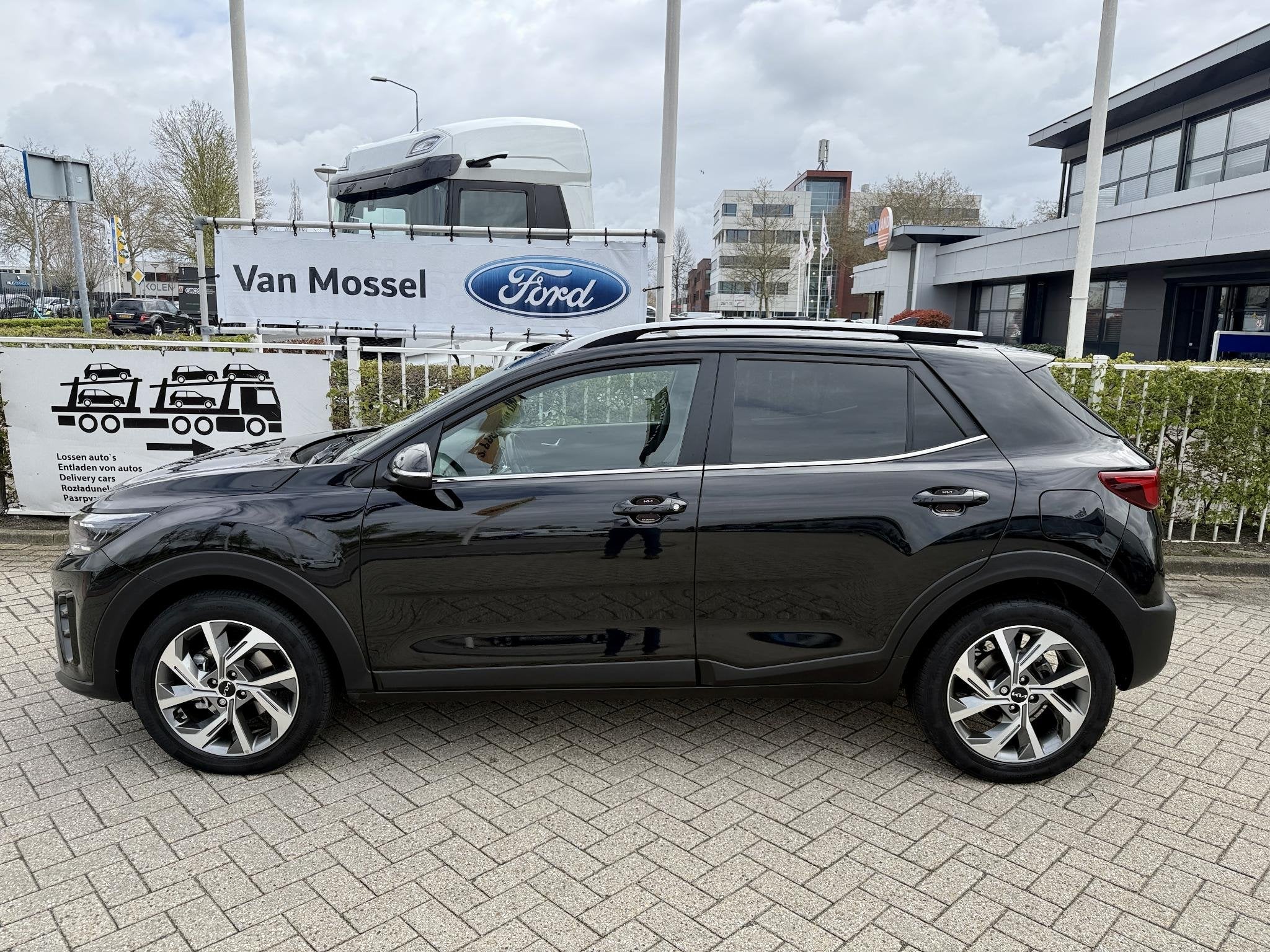Kia Stonic 1.0 T-GDi MHEV GT-PlusLine | Automaat | Navigatie, Auto's, 450 kg, Gebruikt, Euro 6, Leder en Stof
