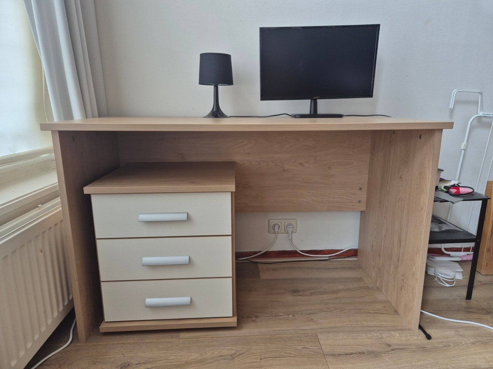 Bureau, Huis en Inrichting, Bureaus, Ophalen, Bruin, Zo goed als nieuw, 59 cm