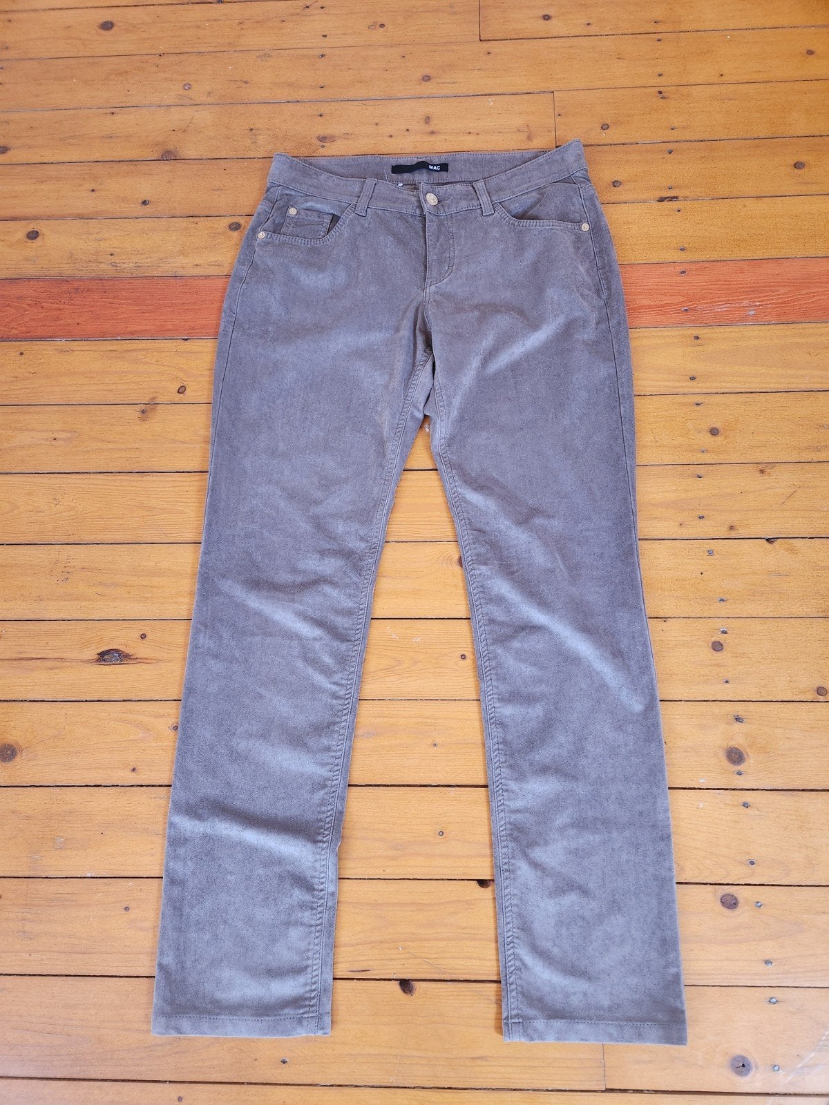 MAC Jeans Carrie Pipe corduroy broek maat 40/32, Maat 38/40 (M), MAC Jeans, Ophalen of Verzenden, Zo goed als nieuw