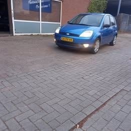 Ford Fiësta 1.6 16V  100pk 5DR 2005 Blauw werkende airco, Auto's, Voorwielaandrijving, 1596 cc, 15 km/l, 40 €/maand