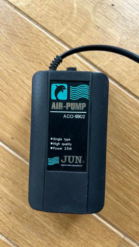 Luchtpomp ACO-9902 voor aquarium of vijver, Ophalen, Gebruikt, Pomp, Overige typen