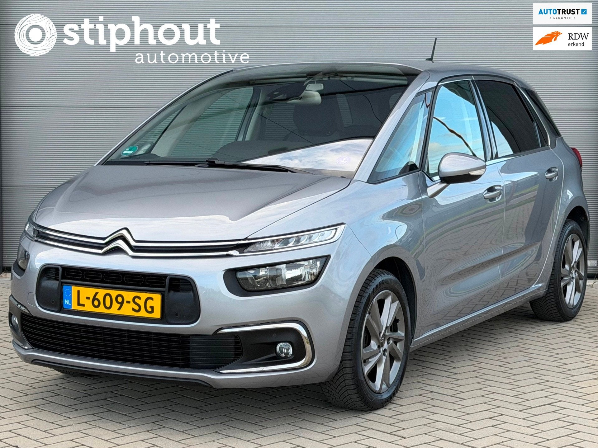 Citroen C4 SpaceTourer 1.2 PureTech Feel | Distr. verv. | Ad, Voorwielaandrijving, Dealer onderhouden, Stof, Gebruikt