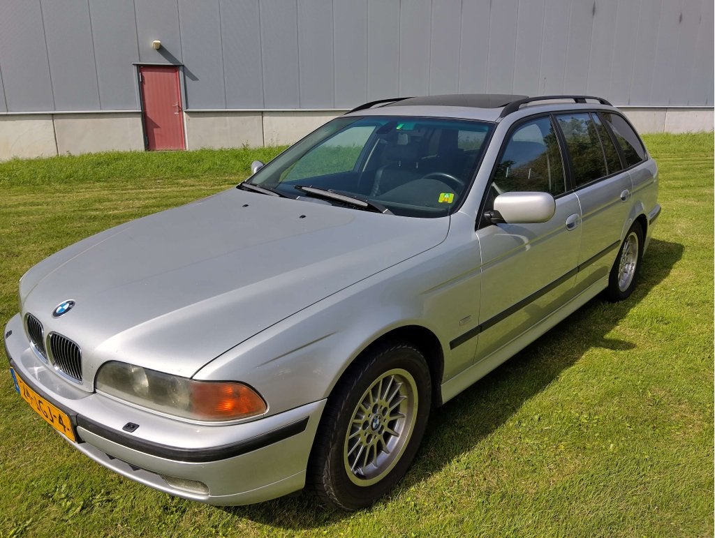 BMW 5-serie Touring - 540i Executive 1999 auto. i.z.g.st., foto 3