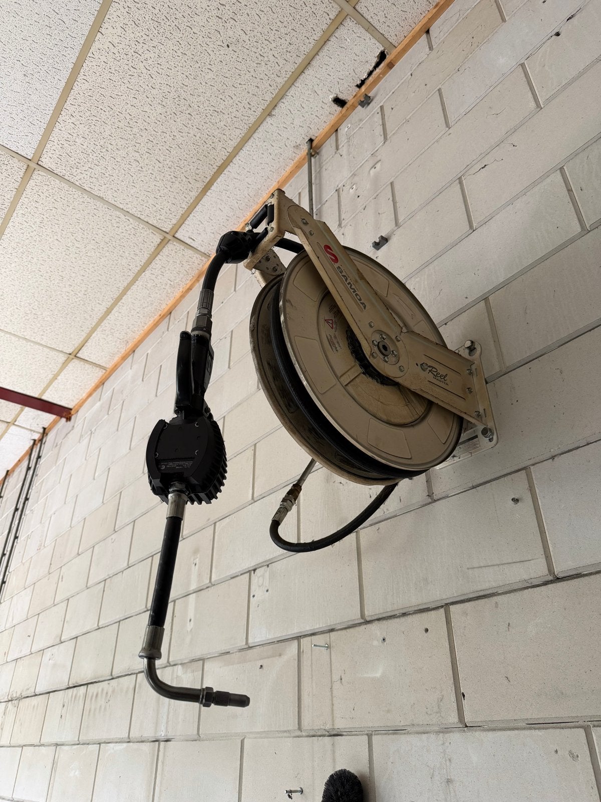 Pneumatische Oliepomp met Haspel en Digitaal Vul Pistool, Ophalen