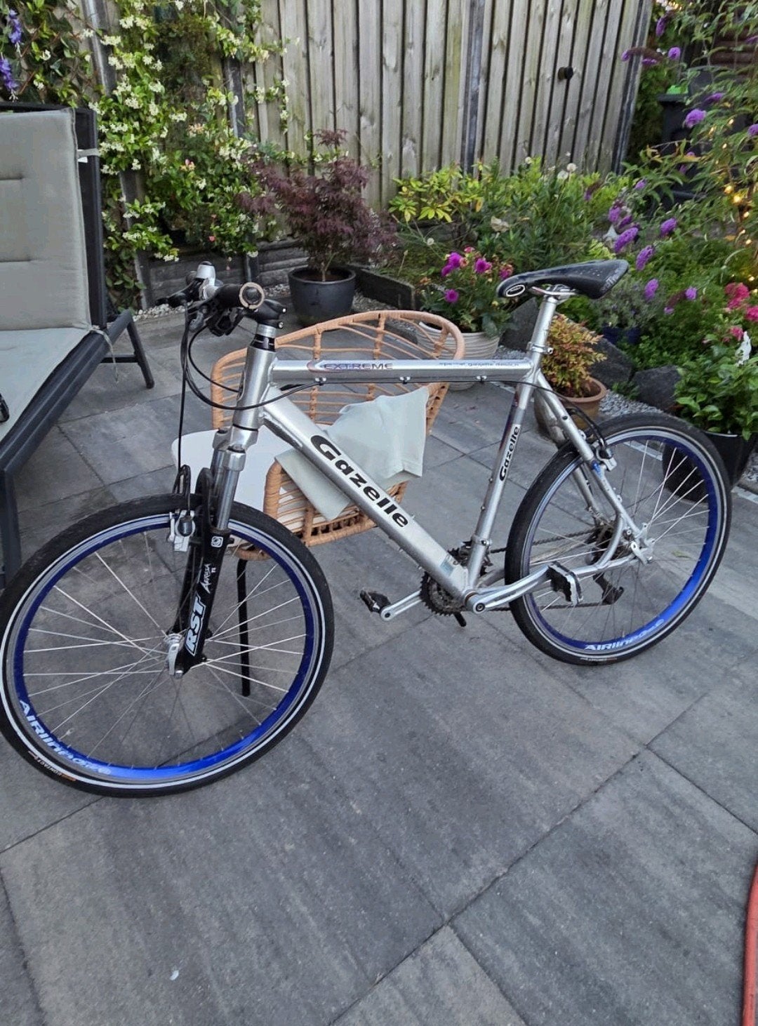 Gazelle mountainbike - Zilver met blauwe accenten, Ophalen of Verzenden, Zo goed als nieuw, Schijfrem, Gazelle