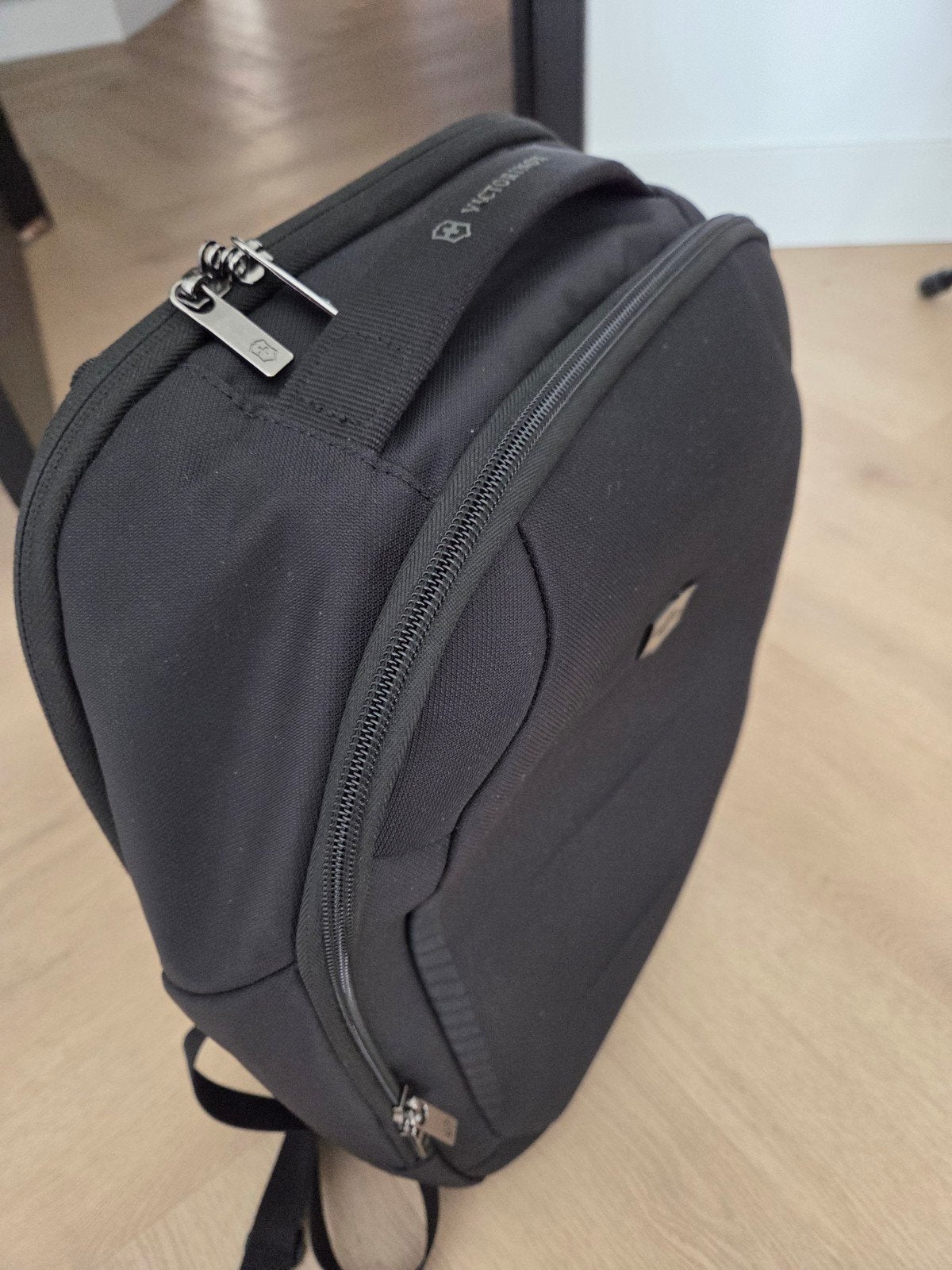Topkwaliteit Victorinox crosslight city daypack, 15 inch, Verzenden, Zo goed als nieuw, Zwart