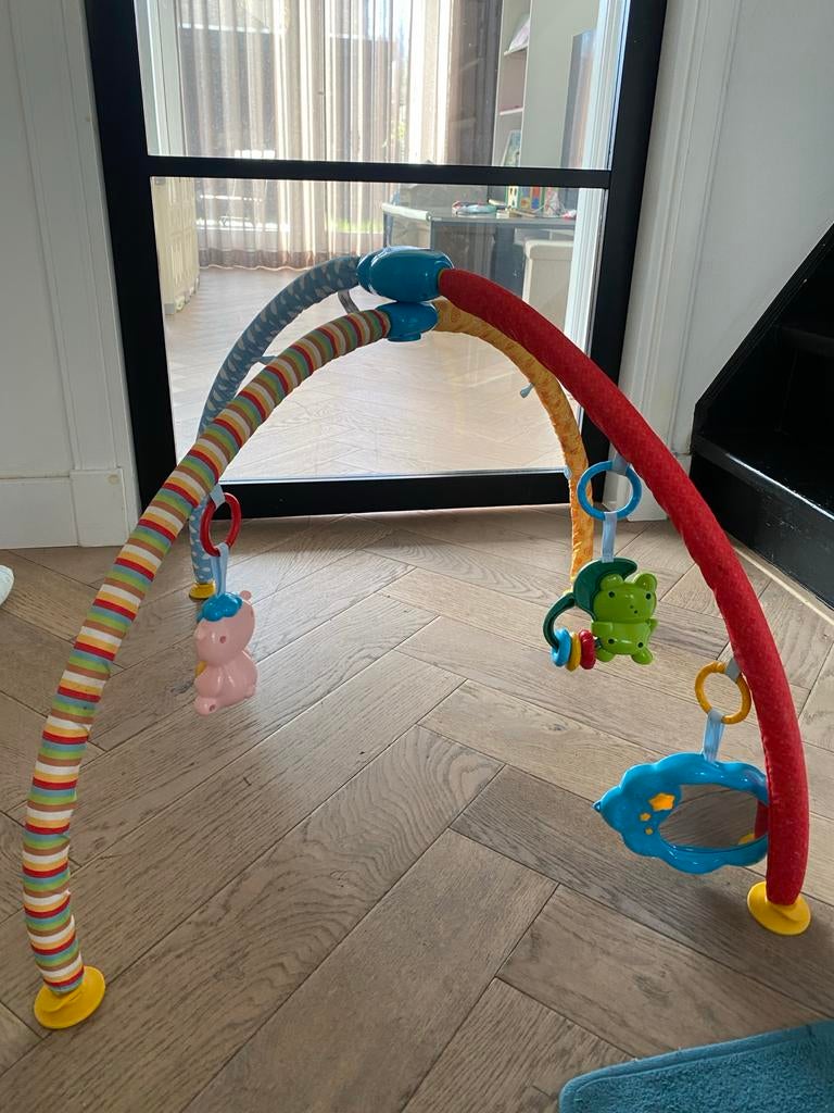 Babygym met speeltjes en muziek, Kinderen en Baby's, Speelgoed | Babyspeelgoed, Ophalen of Verzenden, Gebruikt, Babygym
