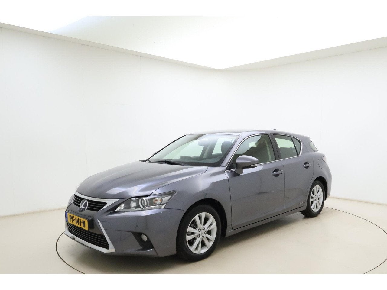Lexus CT 200h Business Line | Navigatie | Climate Control |, Automaat, 136 pk, Gebruikt, 4 cilinders