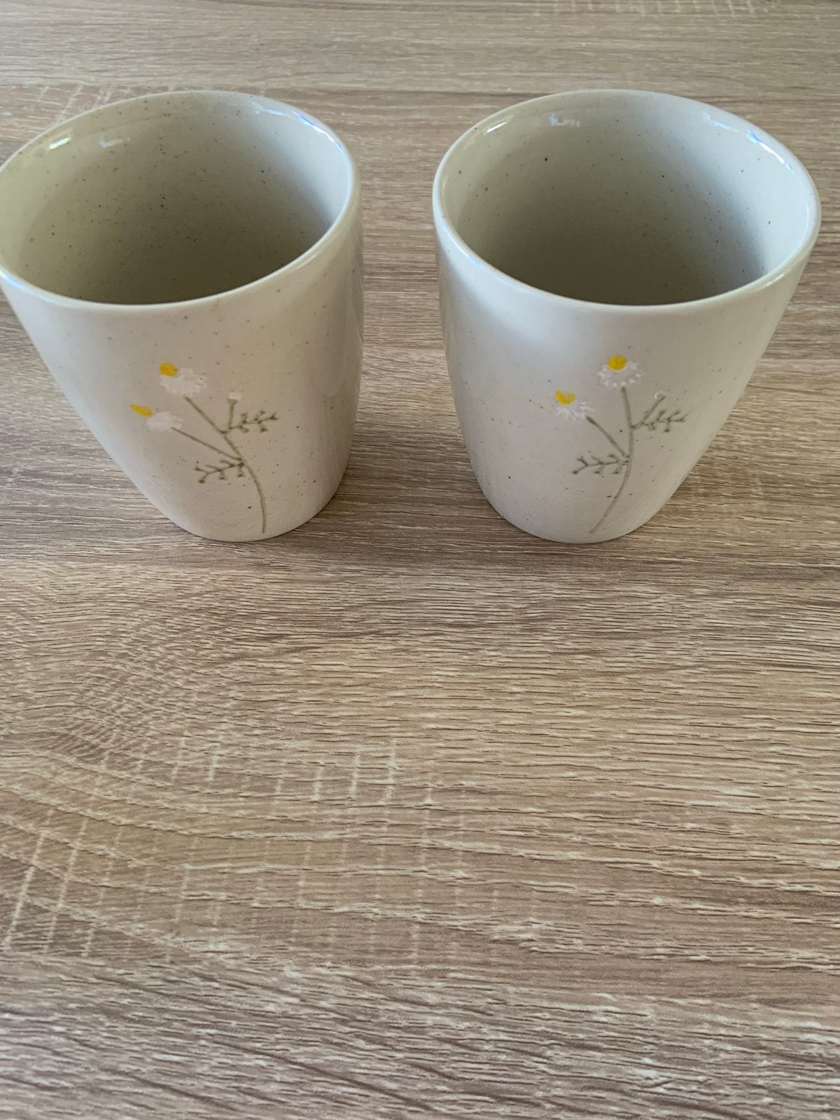 Dille & Kamille servies: mokken en kommetje met bloemmotief, Ophalen, Overige merken, Keramiek, Landelijk/Boerenbont