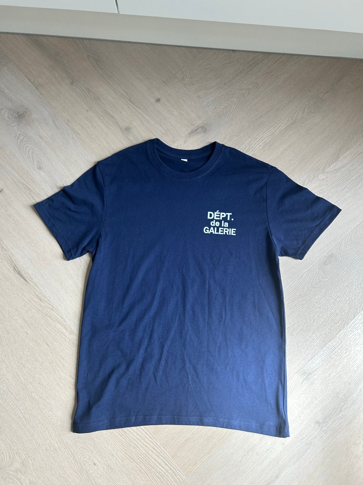 Gallery Dept. T-shirt - Donkerblauw, Ophalen of Verzenden, Zo goed als nieuw, Maat 48/50 (M), Blauw