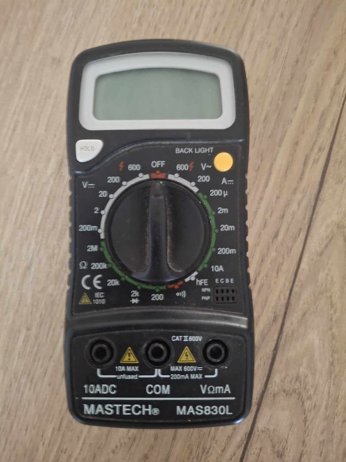 Mastech MAS830L Digitale Multimeter met Meetsnoeren, Doe-het-zelf en Verbouw, Ophalen of Verzenden, Gebruikt, Multimeter