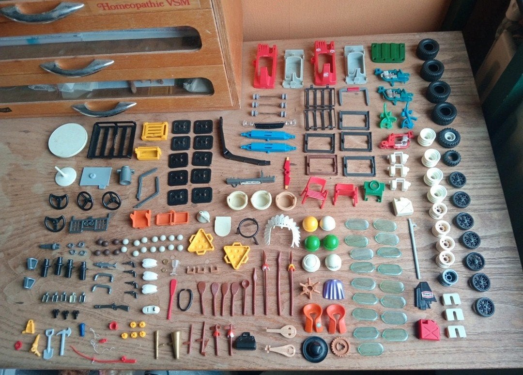 Lot vintage playmobil figuren 300+ parts, Ophalen of Verzenden, Gebruikt, Losse onderdelen