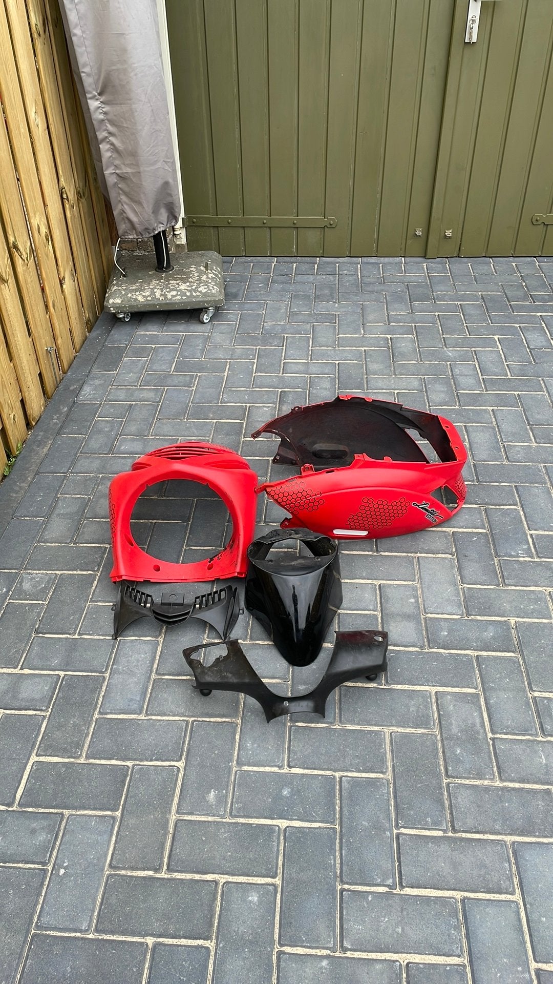 Piaggio zip limited edition red kappenset compleet, Ophalen of Verzenden, Zo goed als nieuw, Benzine, Zip
