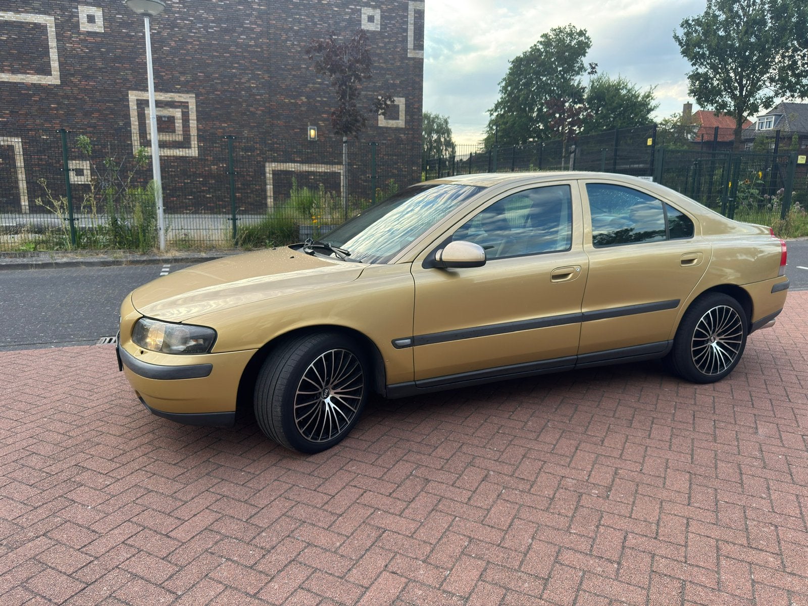 Volvo S60 2.3 5T, Auto's, 1446 kg, Particulier, 1600 kg, Sedan